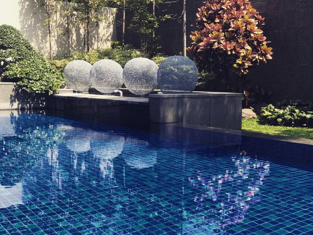 Mr. D Villa - Thumbnail 3