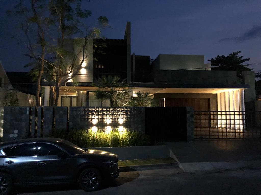 Mr. D Villa - Thumbnail 5